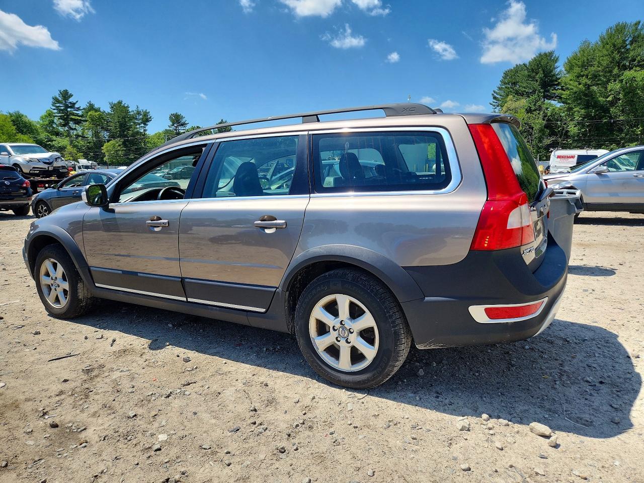 2010 Volvo Xc70 3.2 - Фото 2