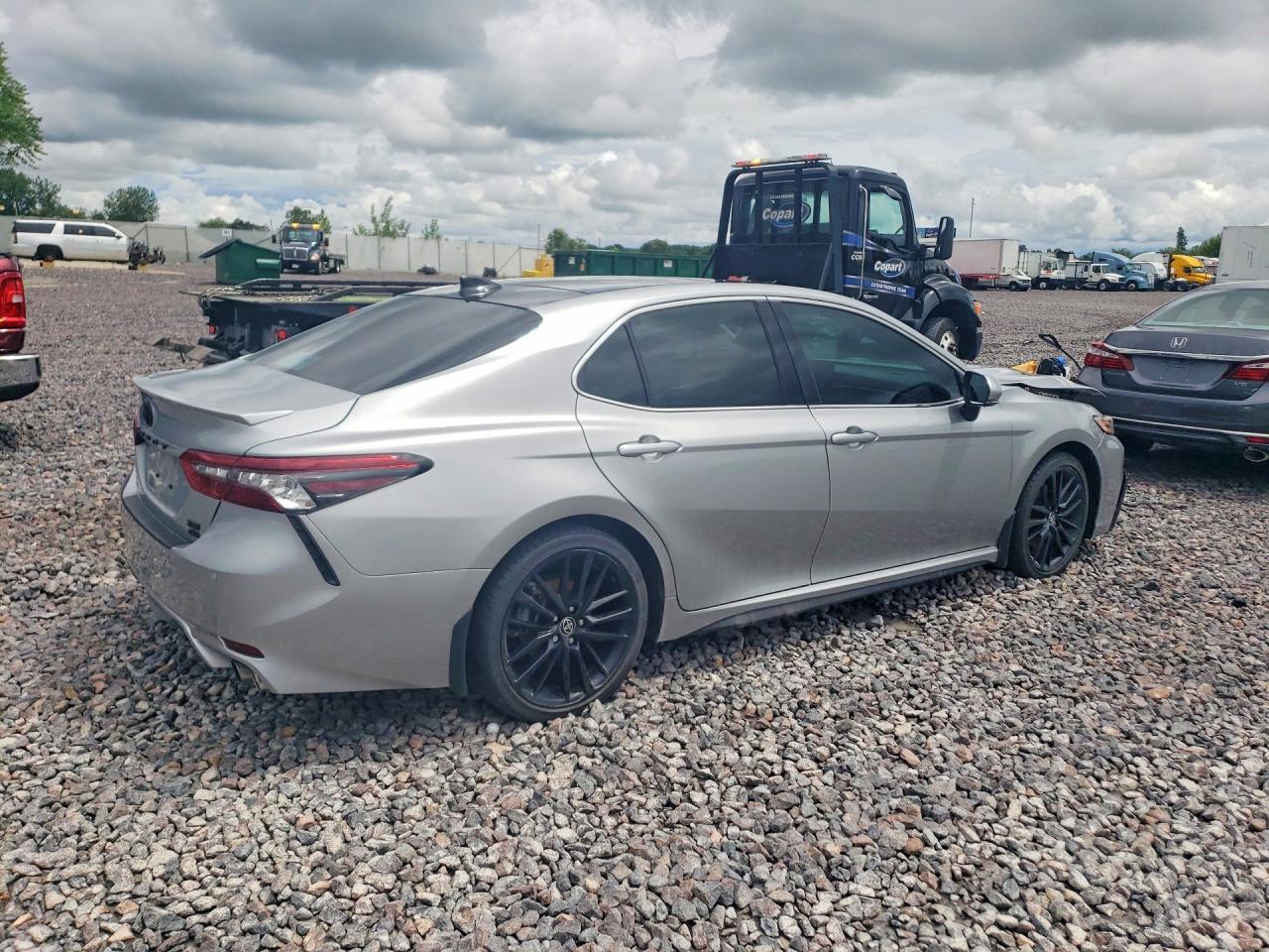 2024 Toyota Camry Xse - Фото 3