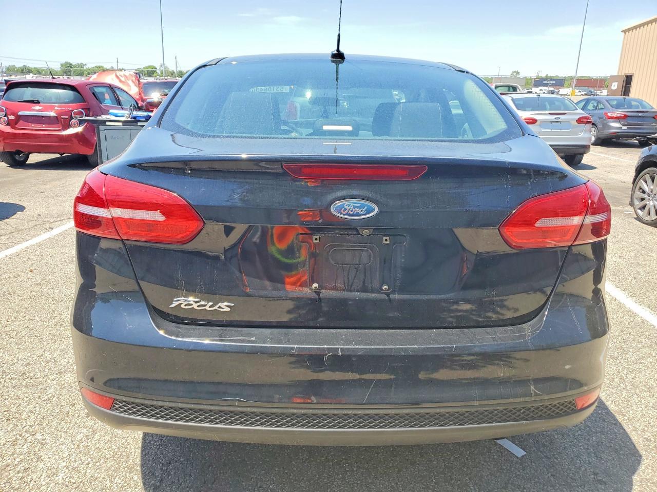 2017 Ford Focus S - Фото 6