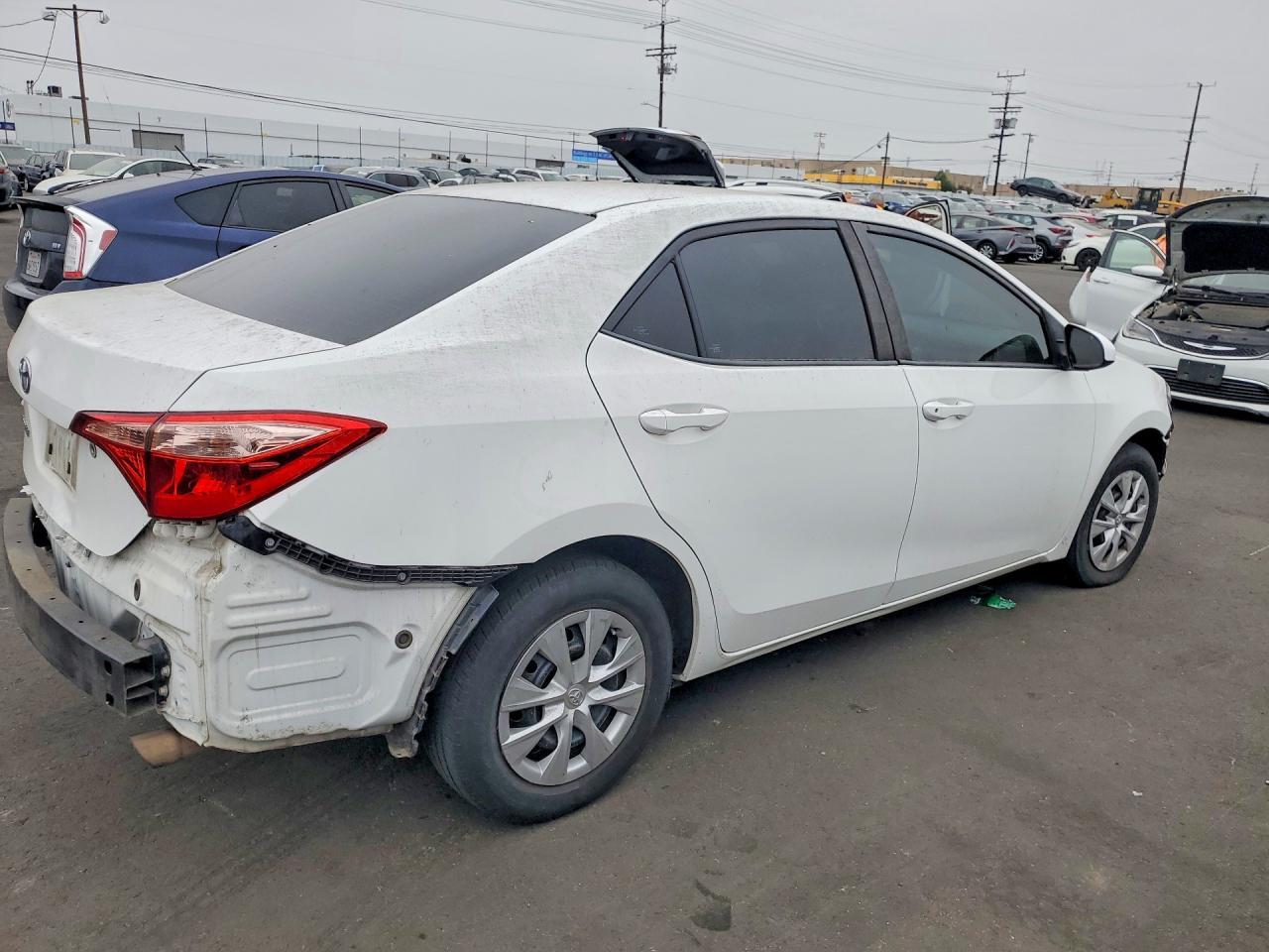 2019 Toyota Corolla L - Image 3