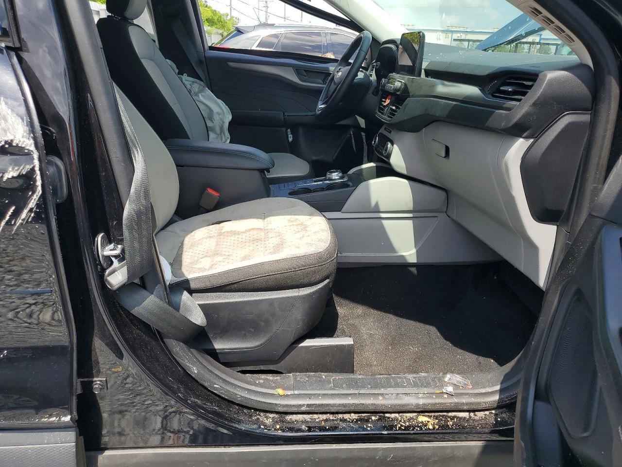 2024 Ford Escape Active - Image 7