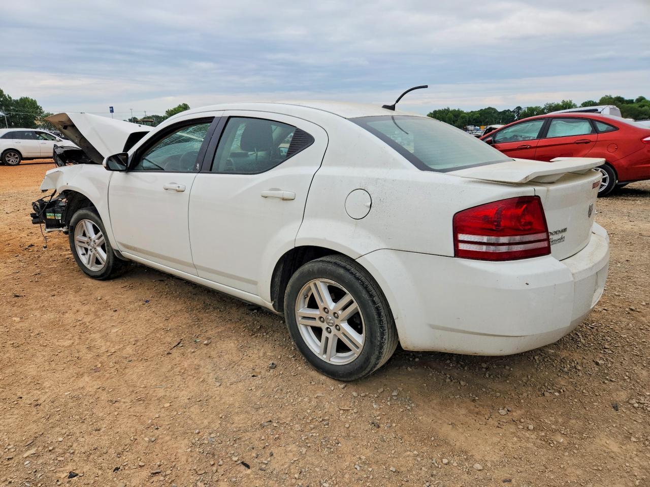 2010 Dodge Avenger R - Image 2