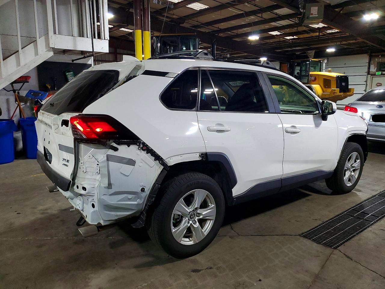 2019 Toyota Rav4 Xle - Фото 3