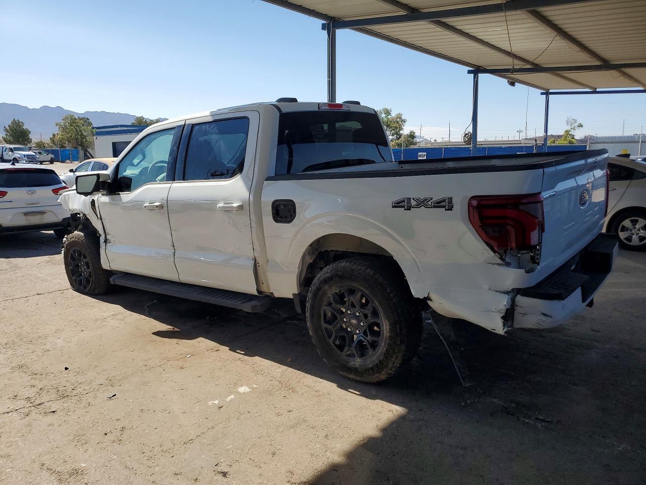 2025 Ford F150 Lariat 4Wd 5.0L V8 Crew Cab - Фото 2