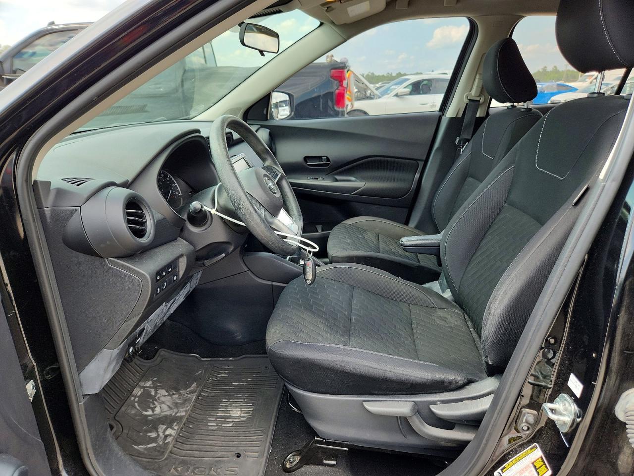 2021 Nissan Kicks S - Фото 7
