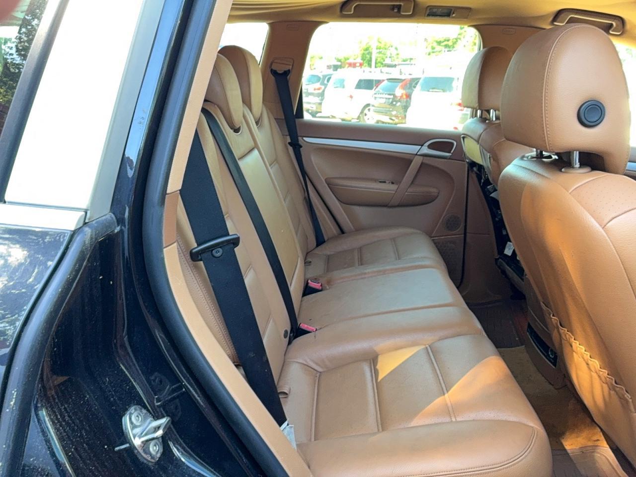 2010 Porsche Cayenne - Image 6