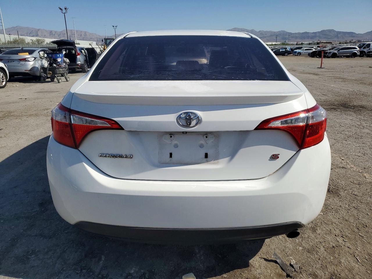2015 Toyota Corolla S Plus - Фото 6