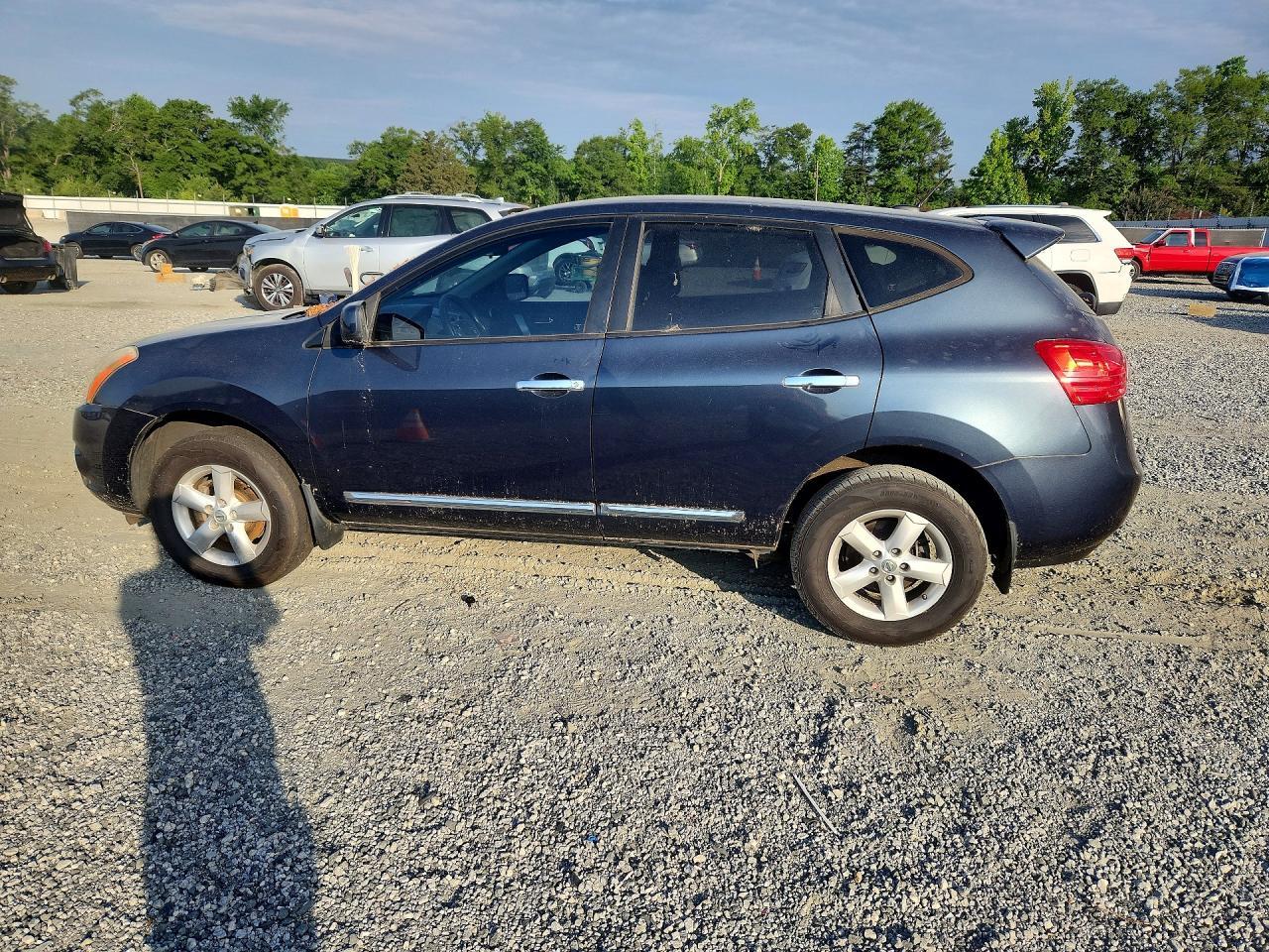 2013 Nissan Rogue S - Фото 2