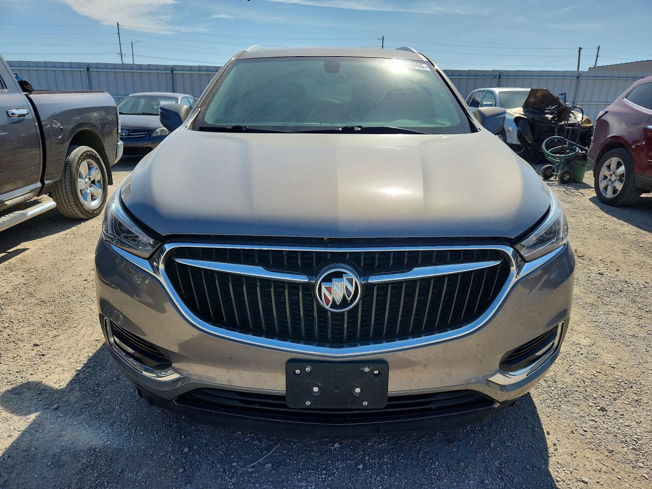 2018 Buick Enclave Essence - Image 5