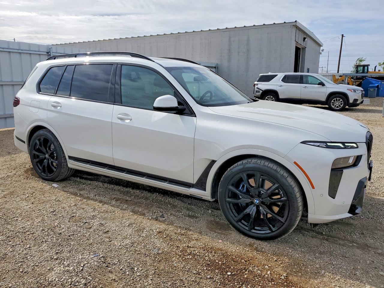 2026 BMW X7 xDrive40I - Фото 4
