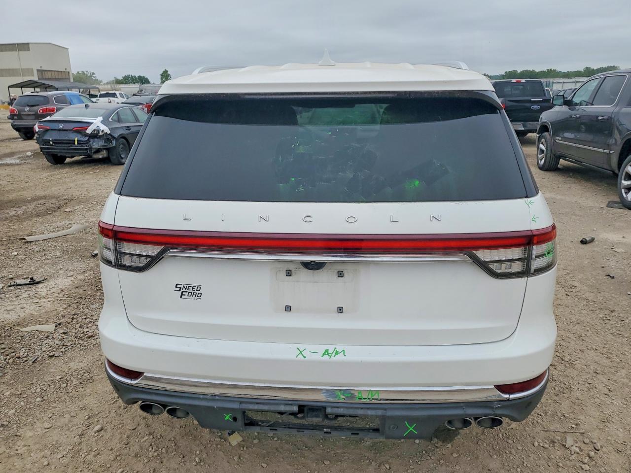 2020 Lincoln Aviator - Image 6