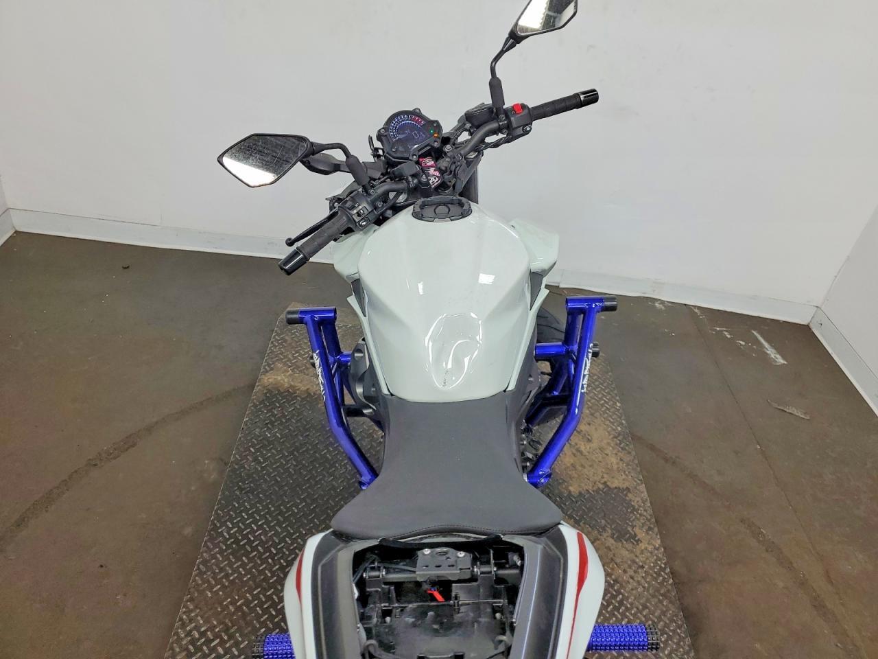 2023 Kawasaki Er400 D - Фото 6