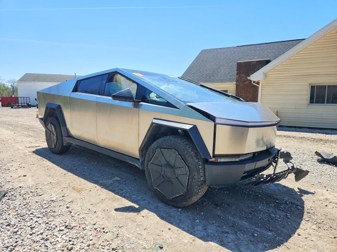2025 Tesla Cybertruck - Фото 4