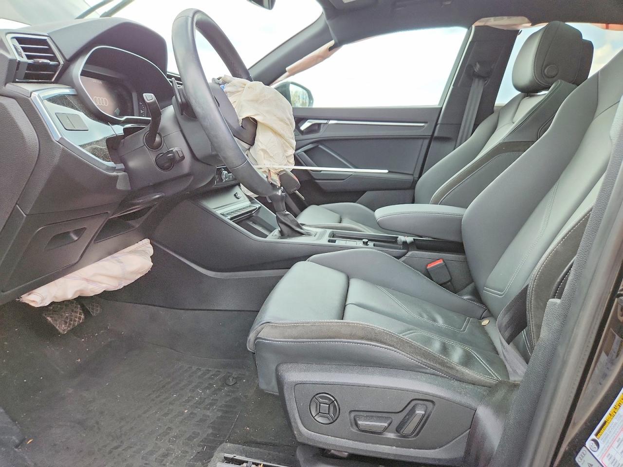 2022 Audi Q3 Quattro - Фото 7