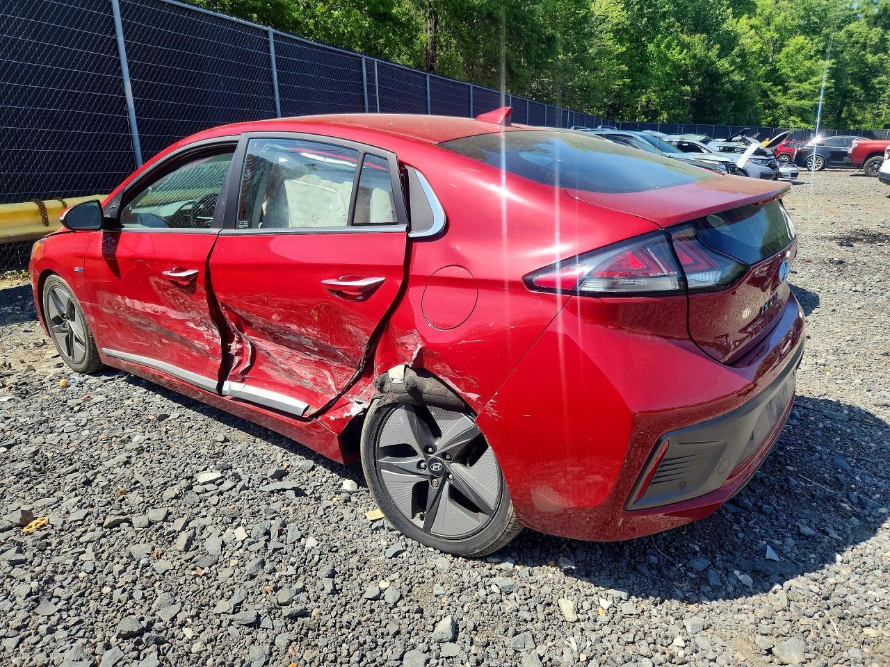 2020 Hyundai Ioniq Limited - Фото 2