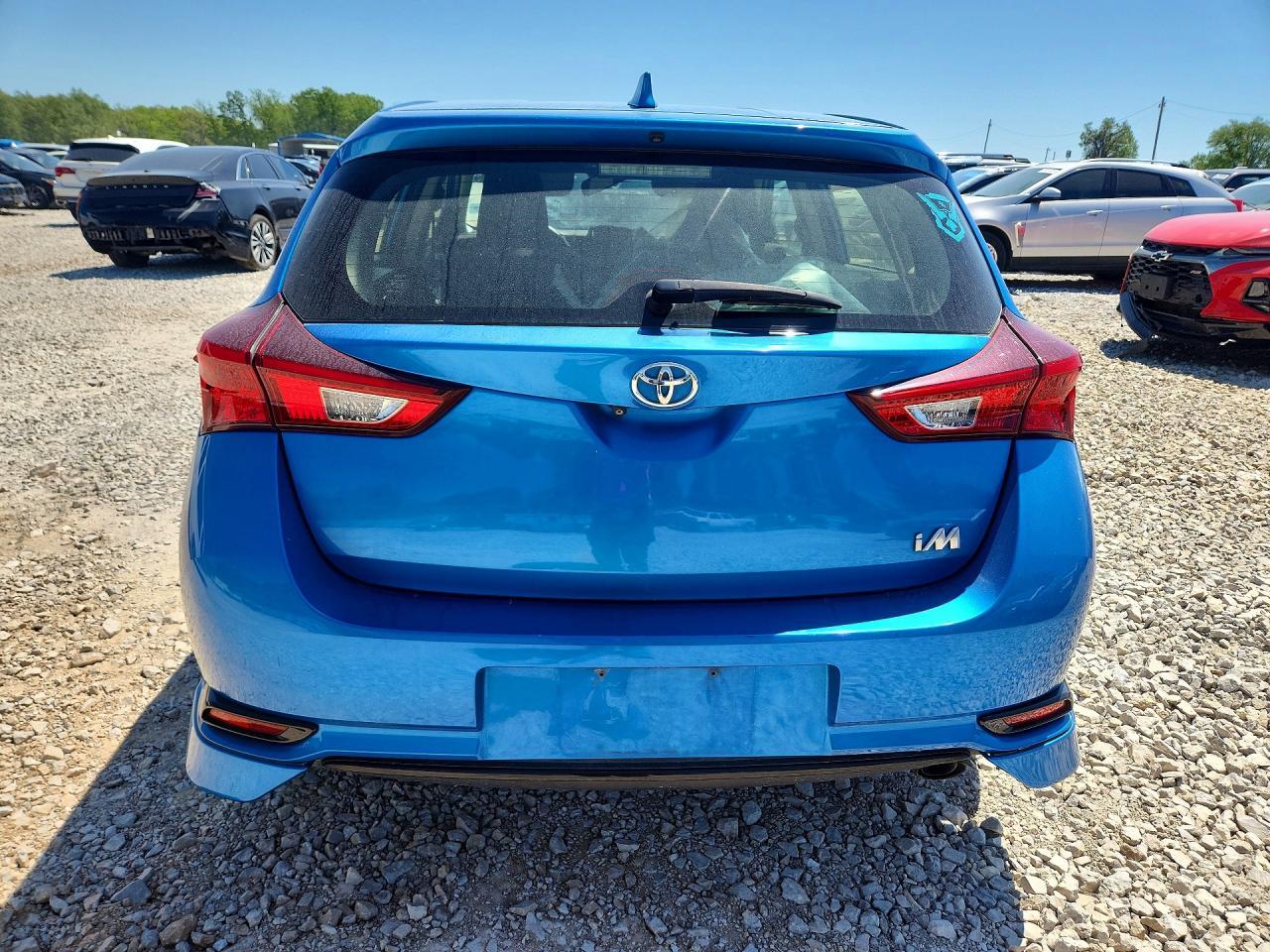 2018 Toyota Corolla Im - Image 6