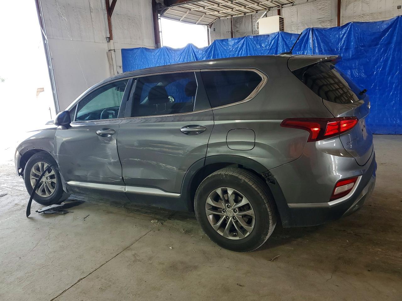 2019 Hyundai Santa Fe Se - Image 2