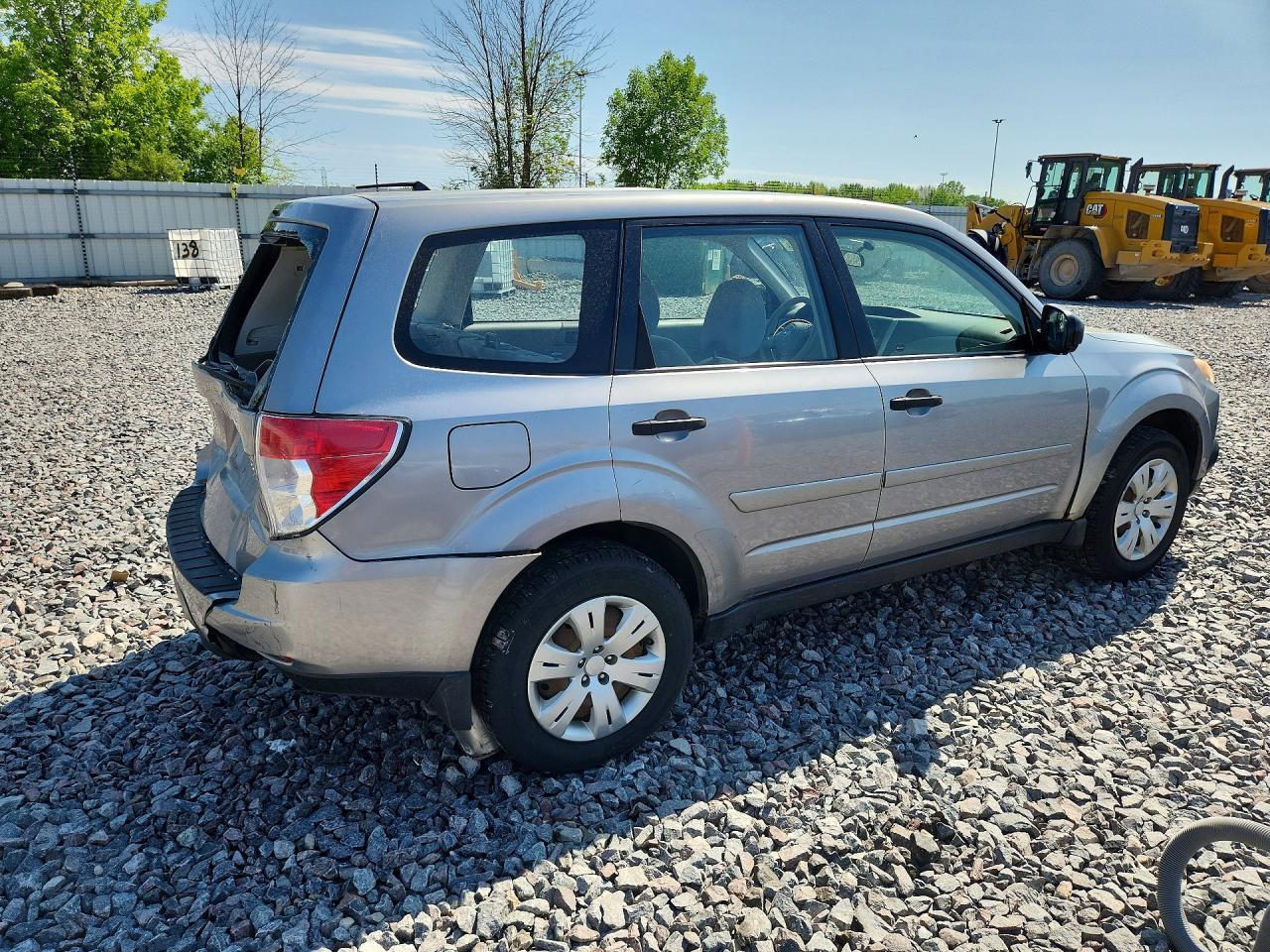 2009 Subaru Forester 2.5X - Фото 3