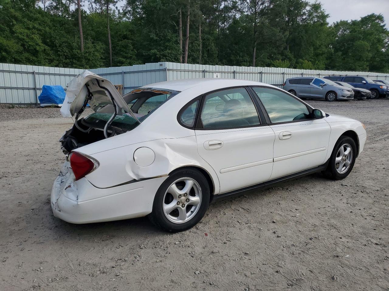 2003 Ford Taurus Se - Image 3