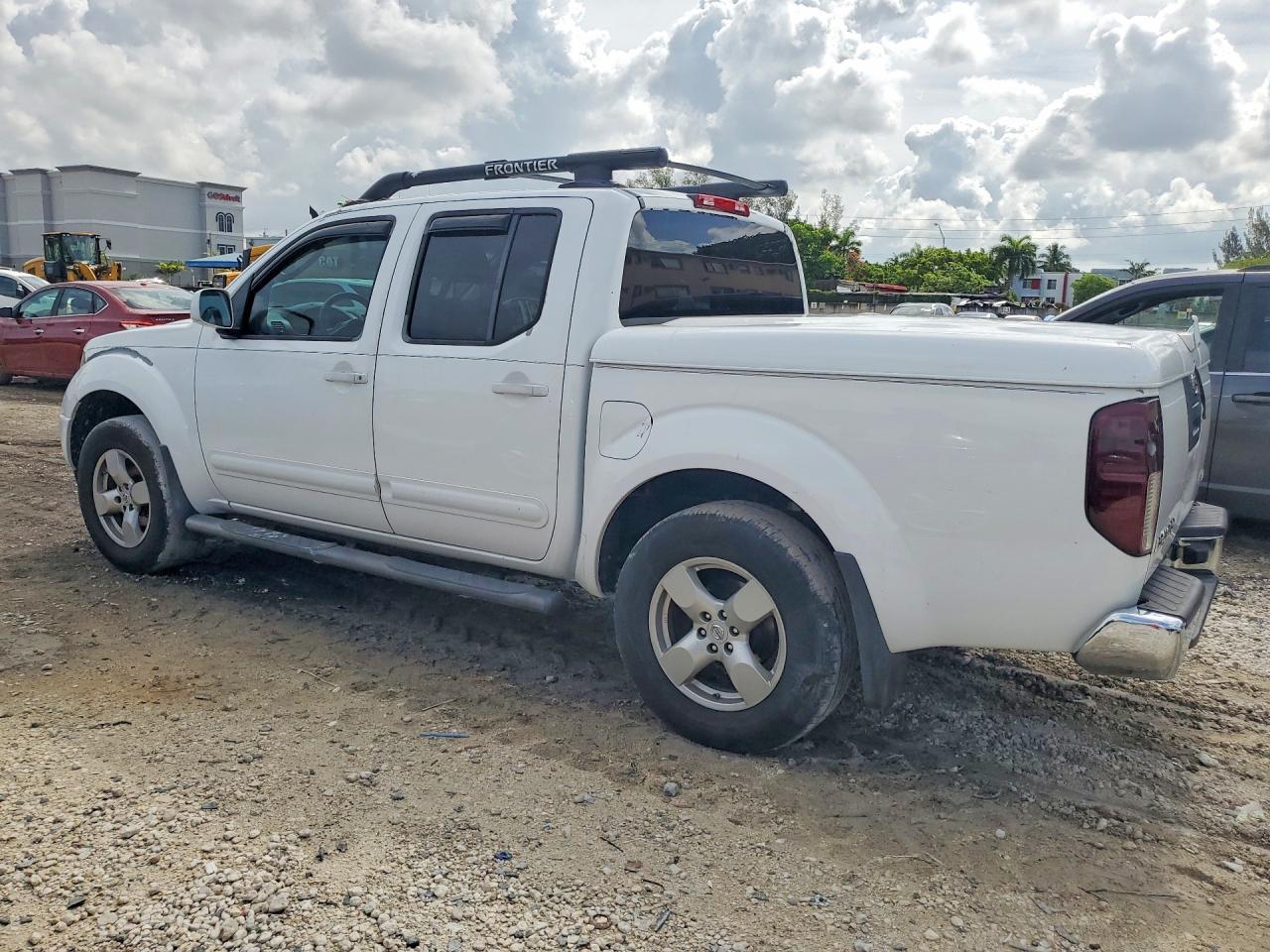 2006 Nissan Frontier Se - Image 2