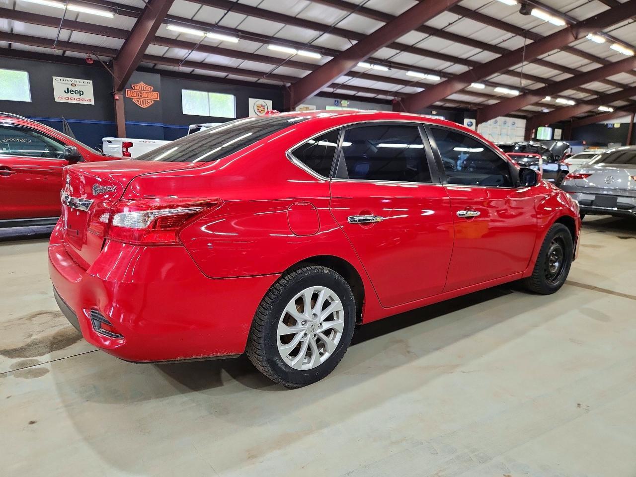 2018 Nissan Sentra Sv - Фото 3