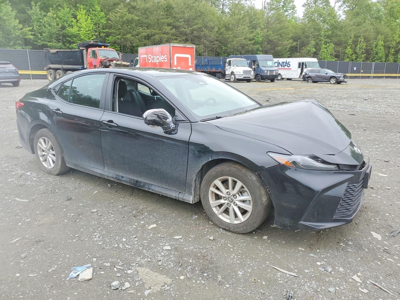 2025 Toyota Camry Le - Image 4