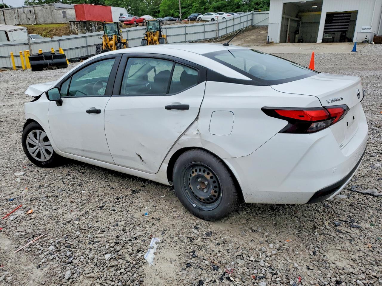 2021 Nissan Versa S - Image 2