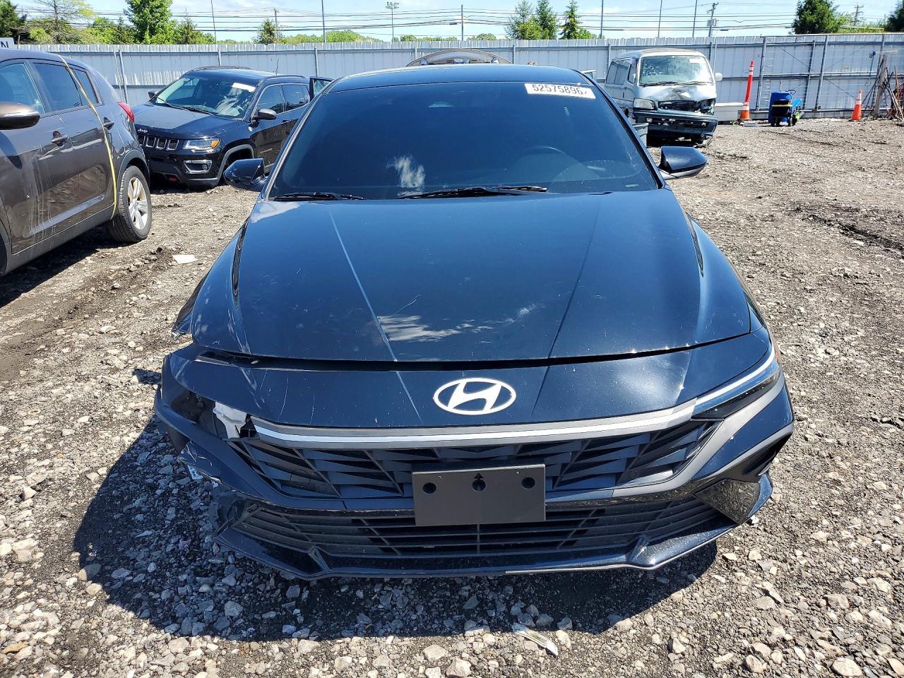 2025 Hyundai Elantra Sel Sport - Image 5
