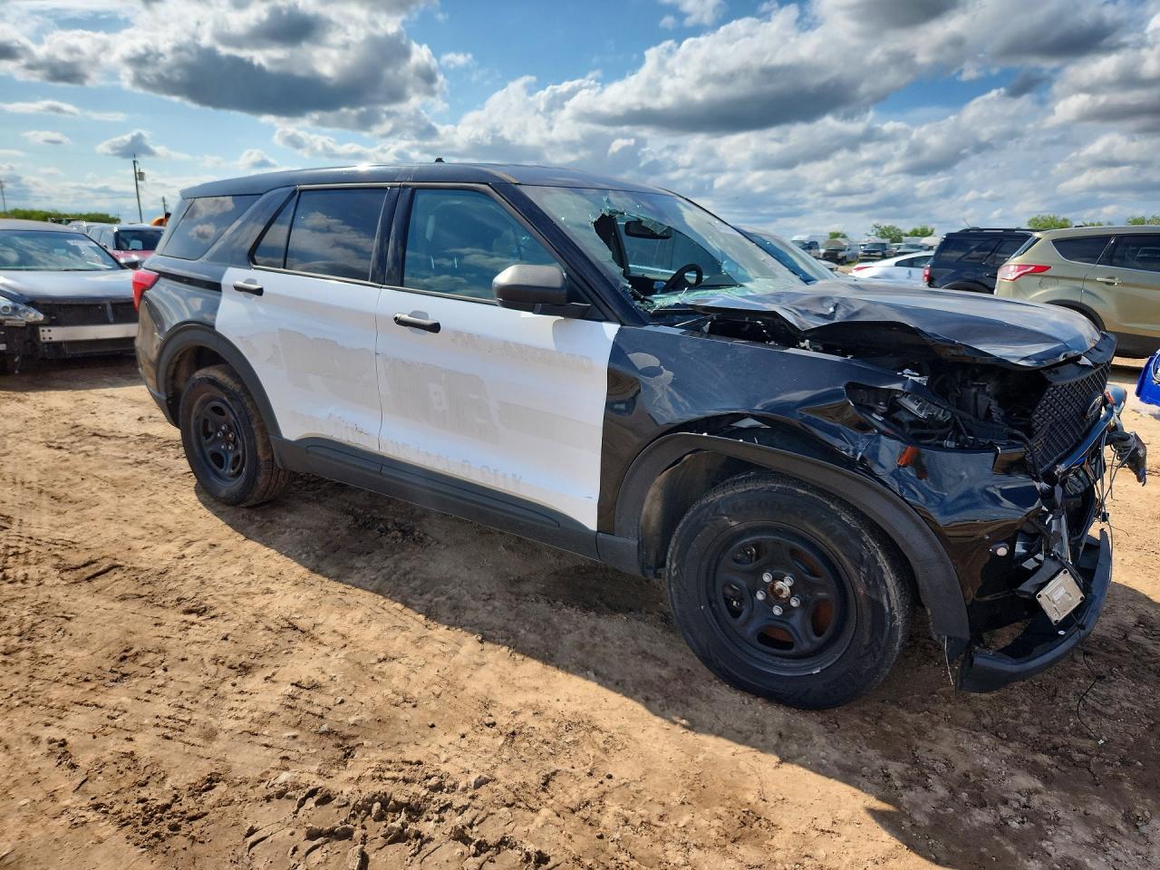 2022 Ford Explorer Police Interceptor - Фото 4