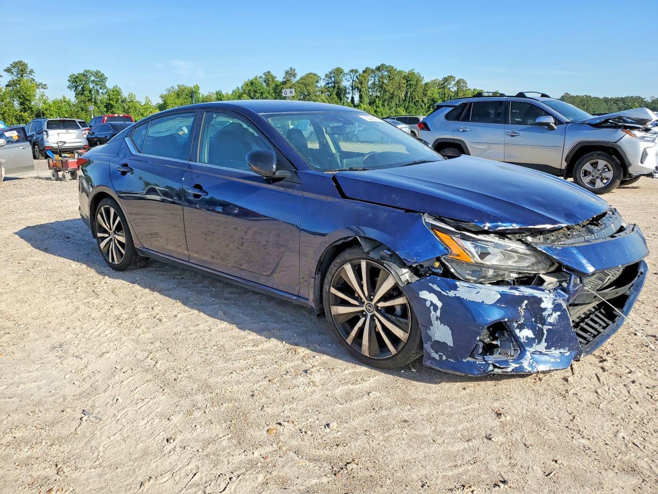 2022 Nissan Altima Sr - Image 4