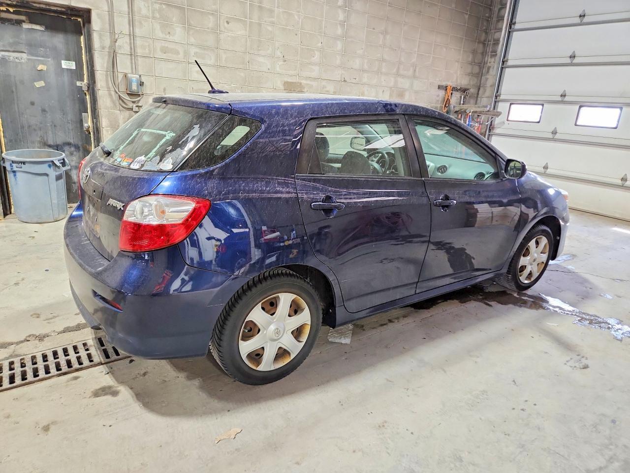 2009 Toyota Matrix Base - Image 3