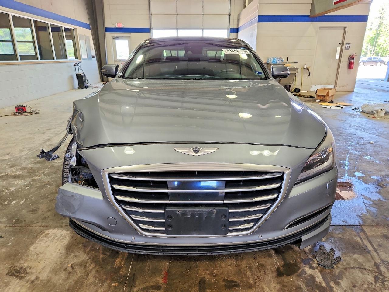 2015 Hyundai Genesis 3.8L - Фото 5
