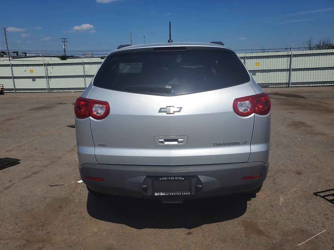 2012 Chevrolet Traverse - Image 6