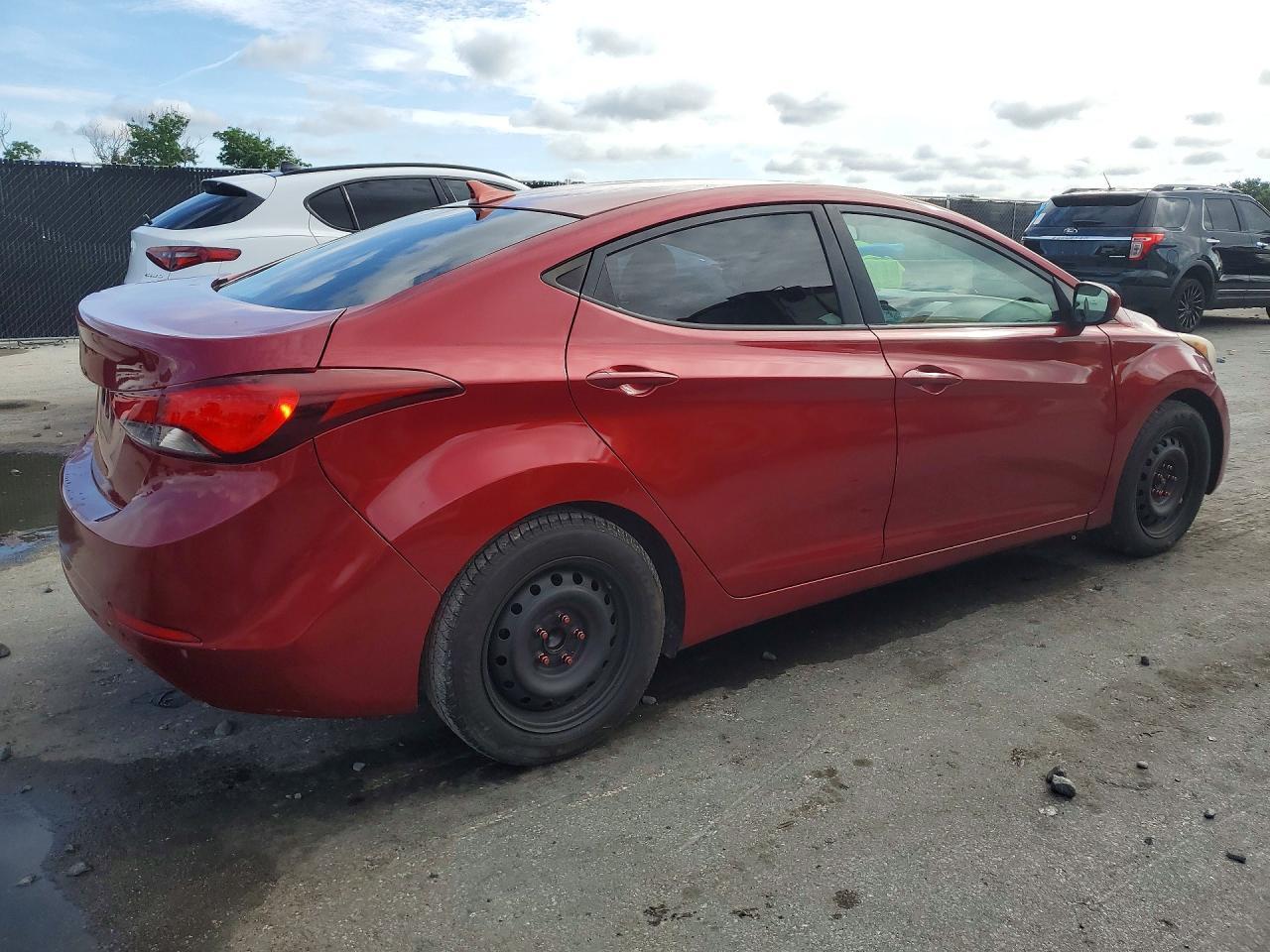 2015 Hyundai Elantra Se - Фото 3