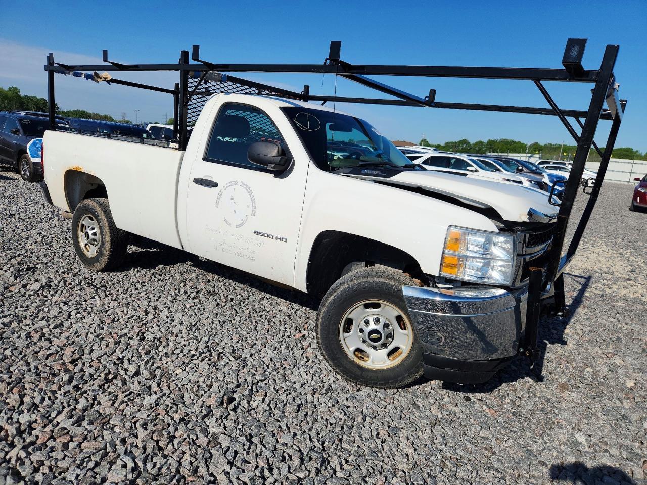 2013 Chevrolet Silverado C2500 Heavy Duty - Фото 4