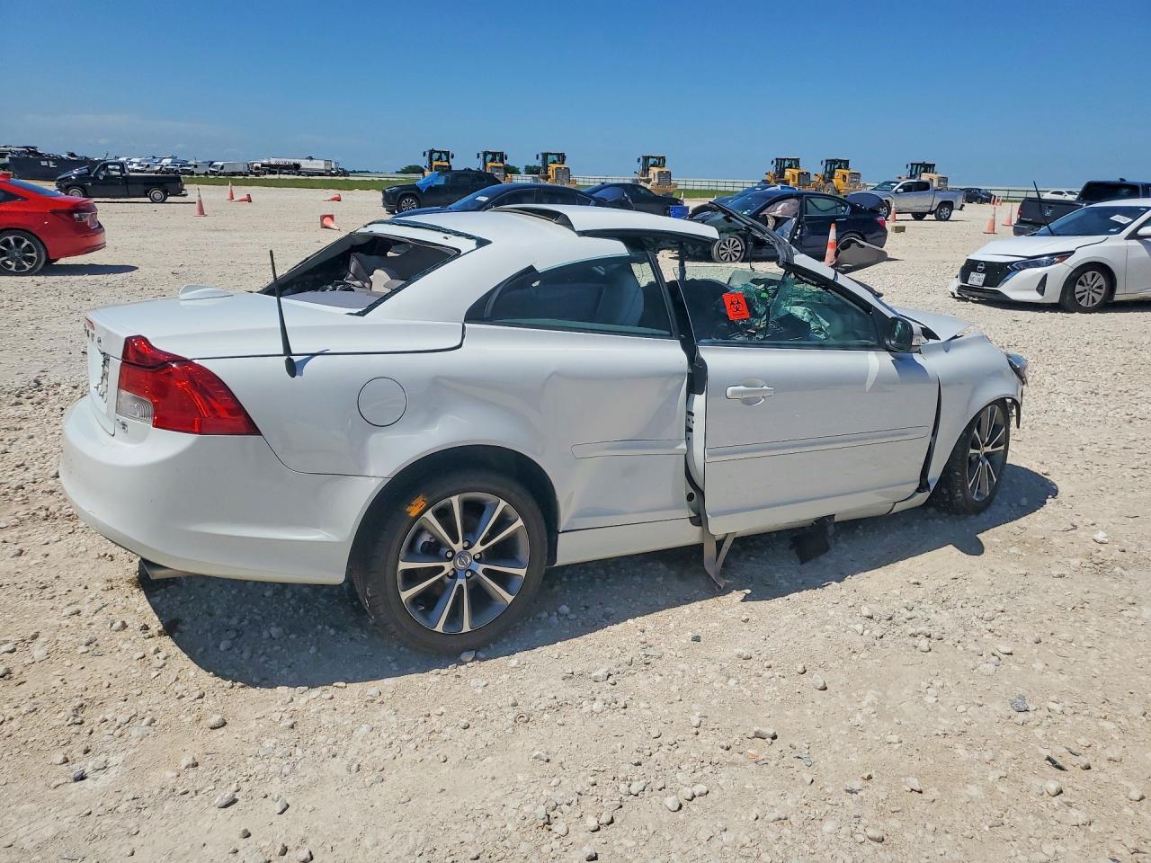 2013 Volvo C70 T5 - Image 3