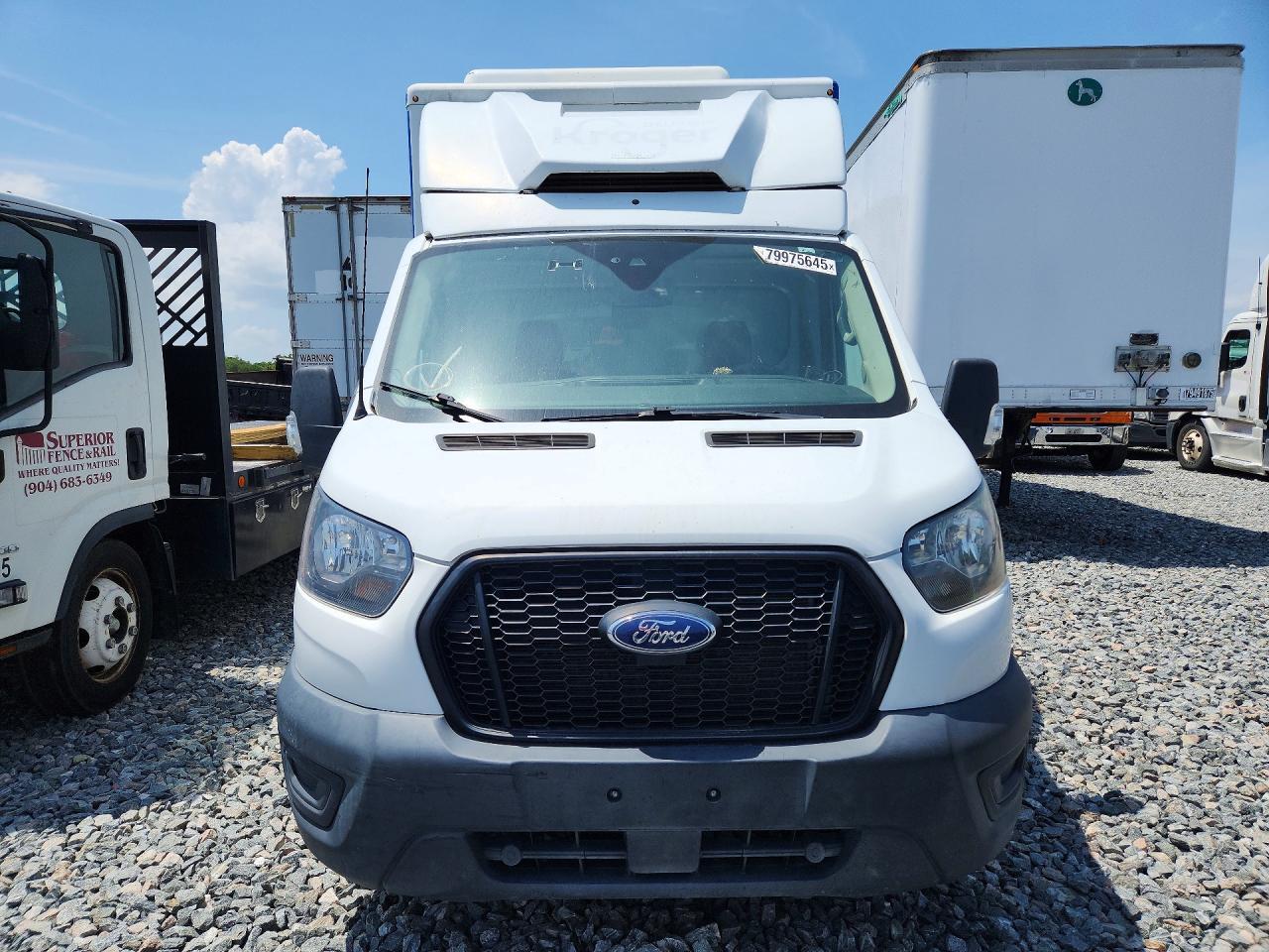 2020 Ford Transit Delivery Truck - Фото 5