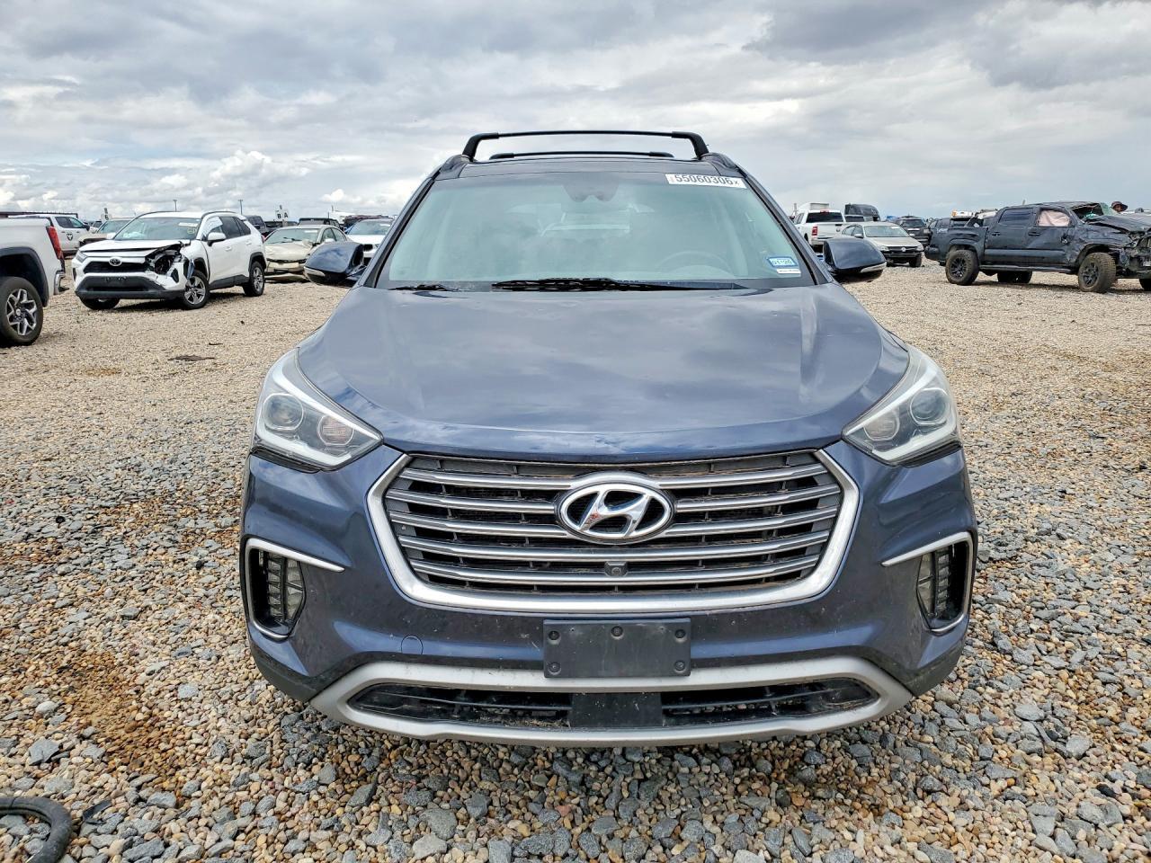 2017 Hyundai Santa Fe Limited Ultimate - Image 5