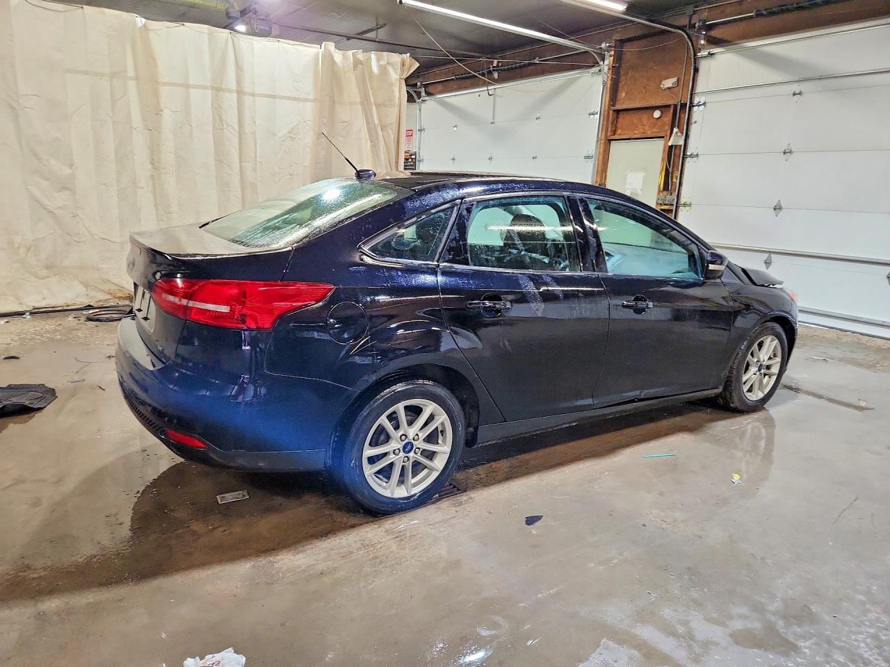 2016 Ford Focus Se - Фото 3