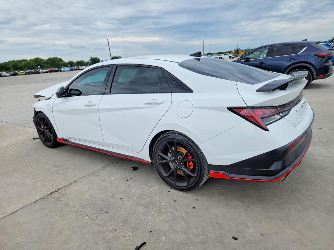 2025 Hyundai Elantra N Base - Фото 2