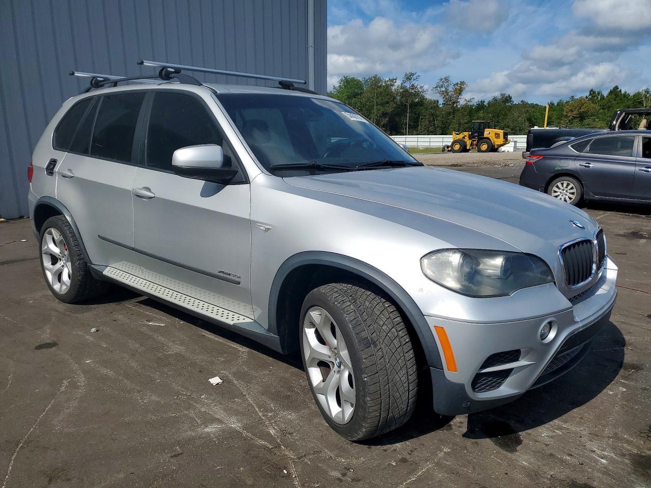 2011 BMW X5 xDrive35I - Фото 4