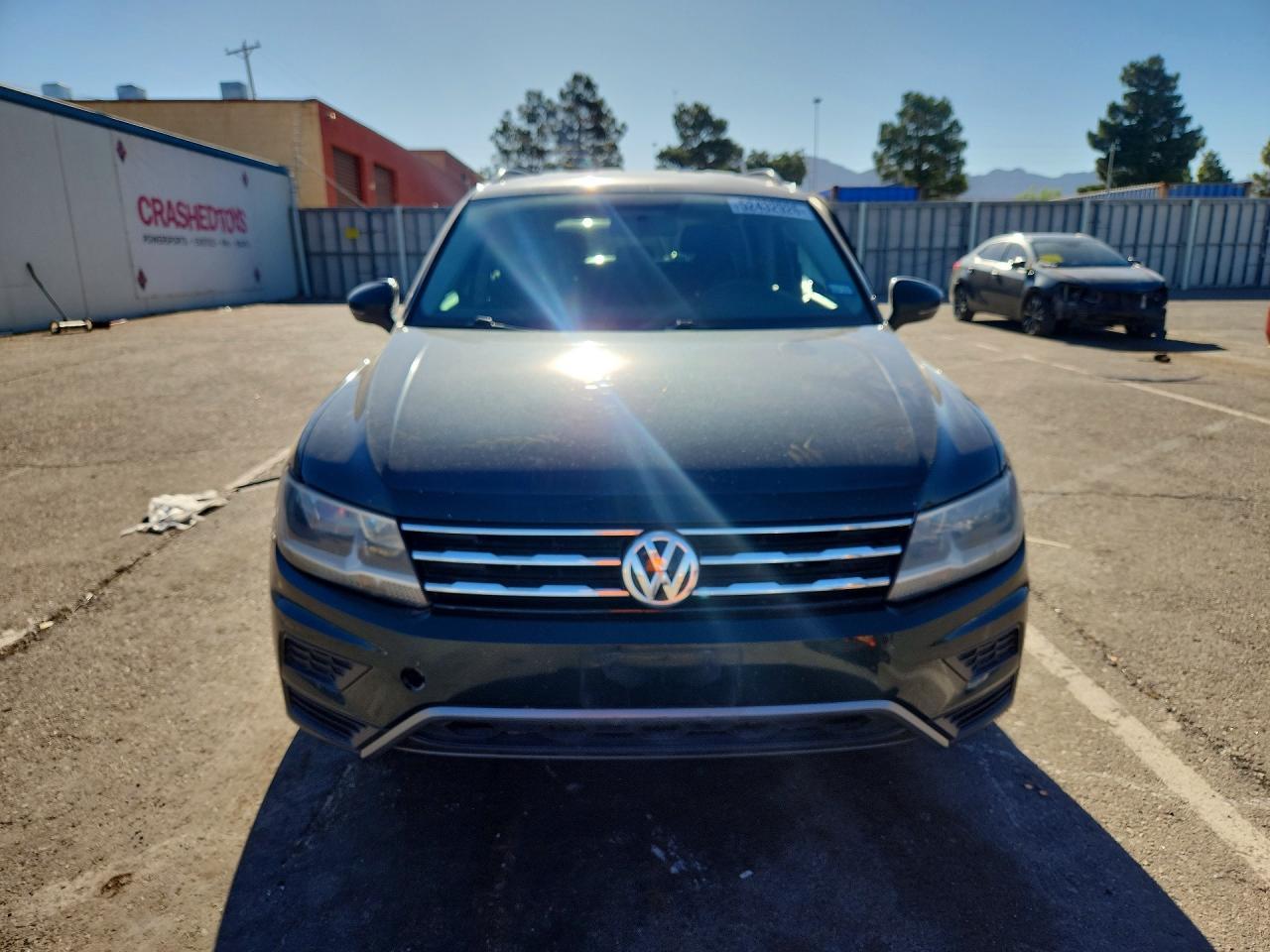 2019 Volkswagen Tiguan S - Фото 5