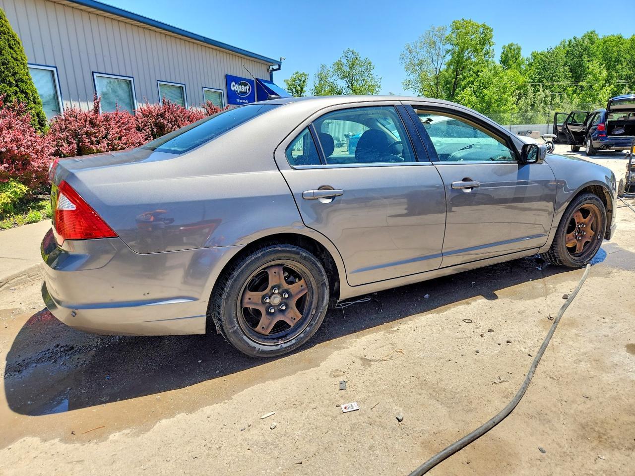 2011 Ford Fusion Se - Фото 3