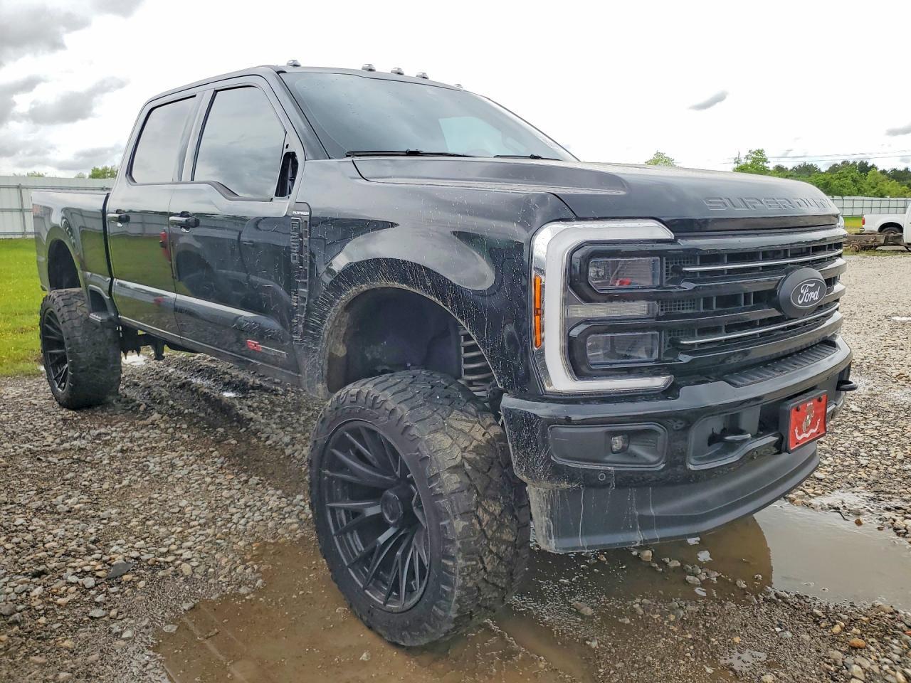 2025 Ford F250 Super Duty - Фото 4