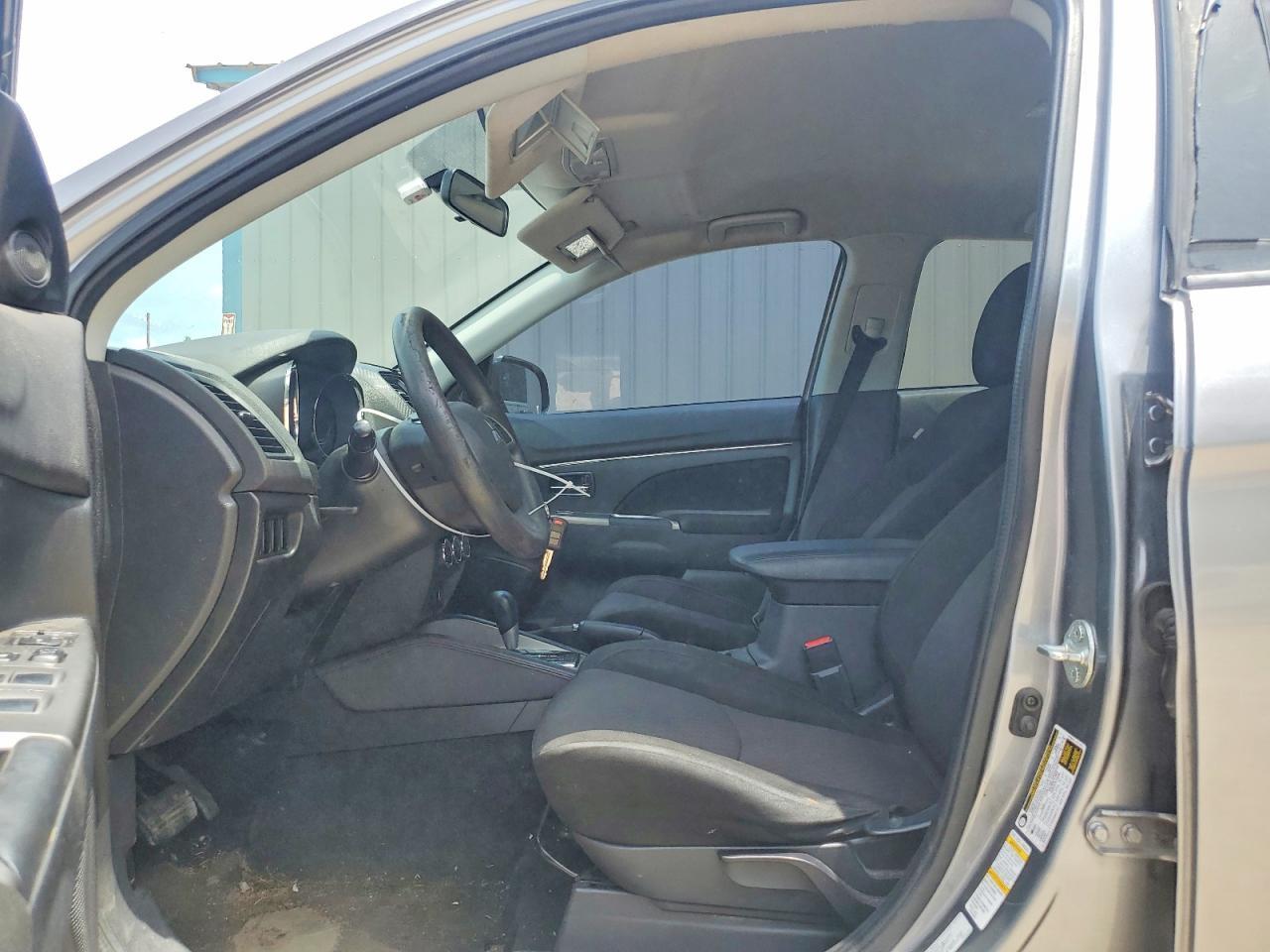 2019 Mitsubishi Outlander Sport Es - Image 7