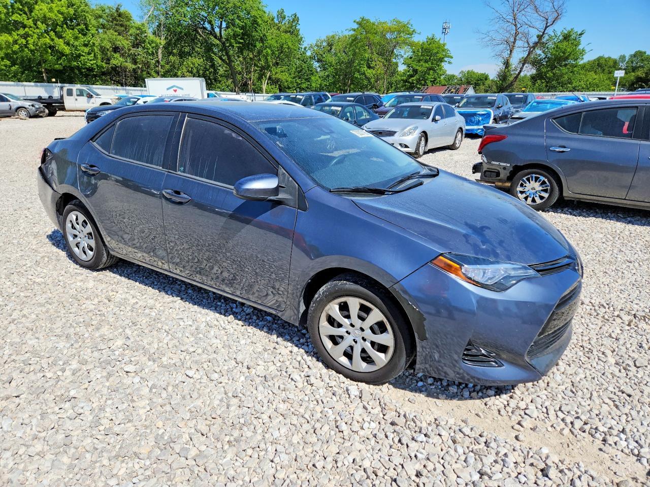 2017 Toyota Corolla Le - Фото 4