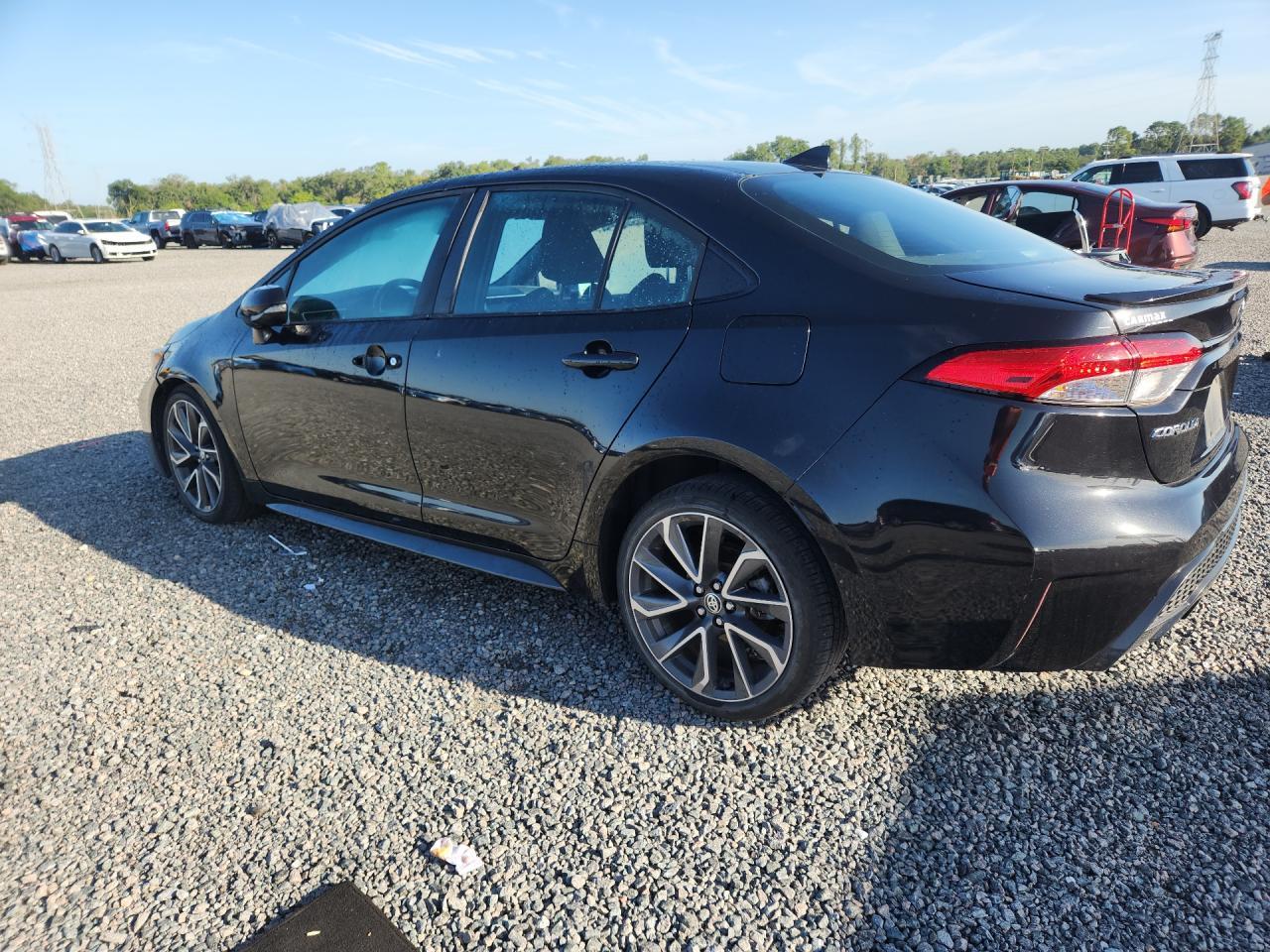 2020 Toyota Corolla Se - Image 2