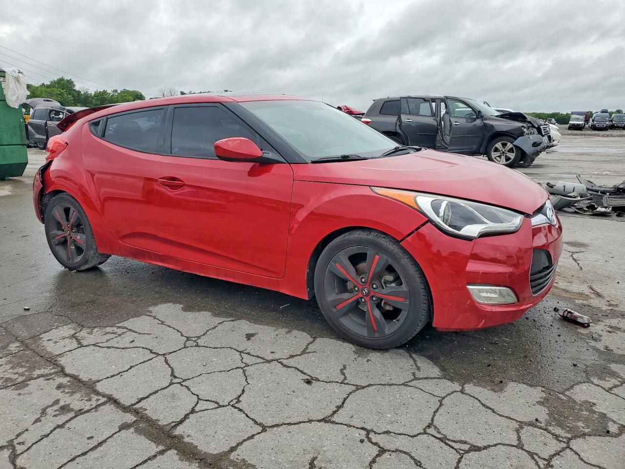 2017 Hyundai Veloster Value Edition - Фото 4