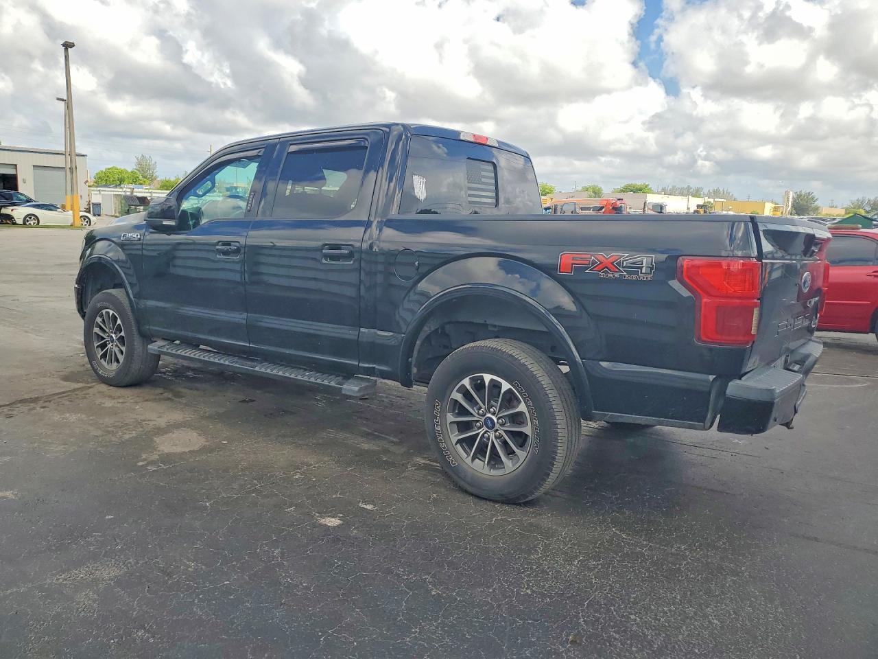 2018 Ford F150 Supercrew - Фото 2