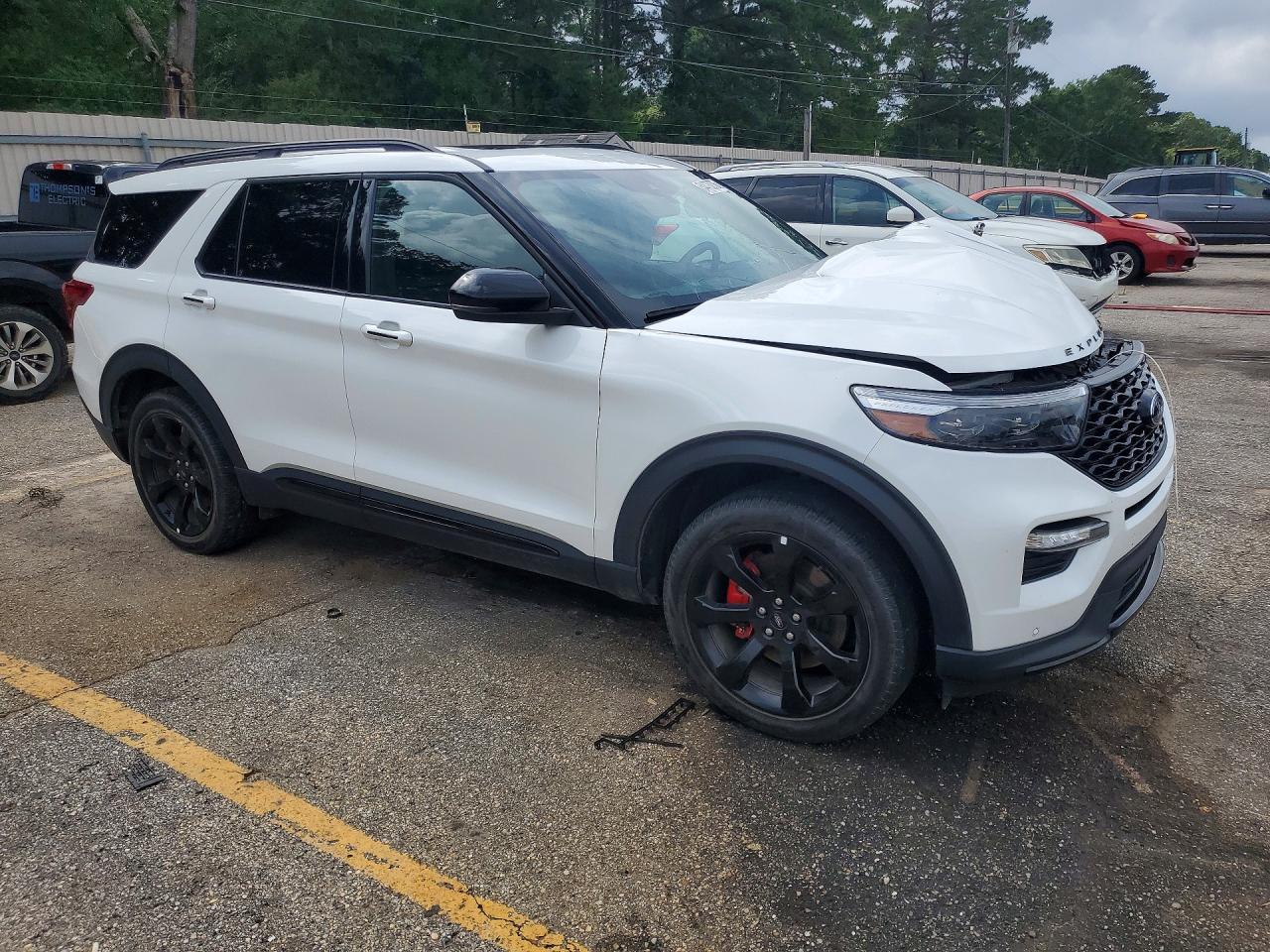 2023 Ford Explorer St - Image 4